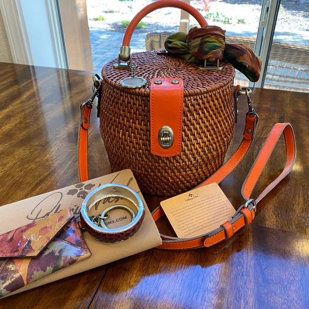Patricia Nash Seasonal Collection Antiniana Straw Bag w/Coin Purse and Bangle